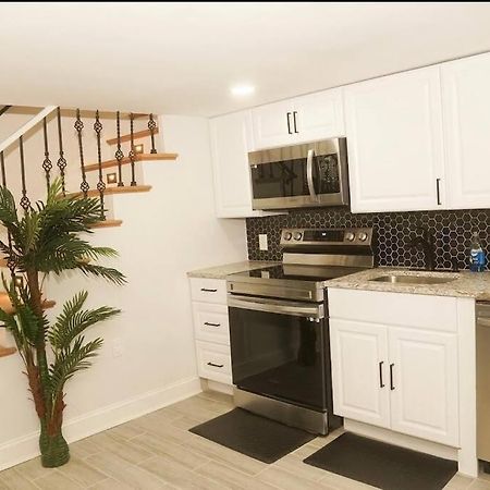 1 Bed 1 Bath Suite Washington Exterior photo