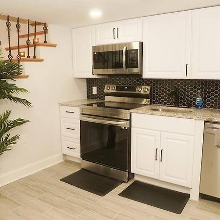 1 Bed 1 Bath Suite Washington Exterior photo