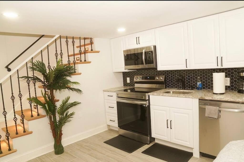 1 Bed 1 Bath Suite Washington Exterior photo