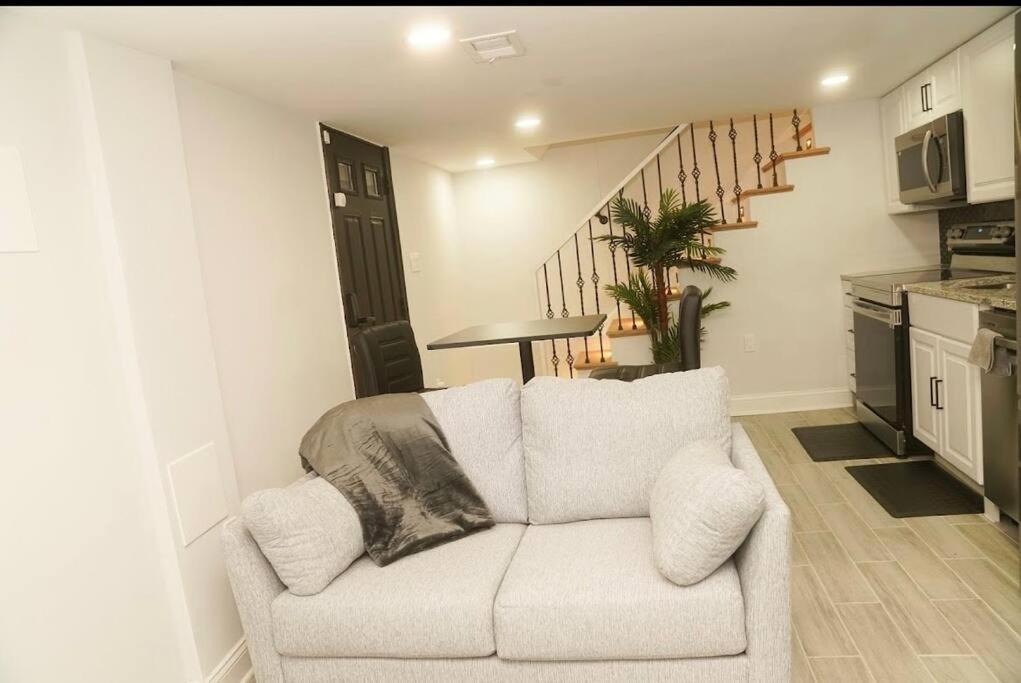 1 Bed 1 Bath Suite Washington Exterior photo