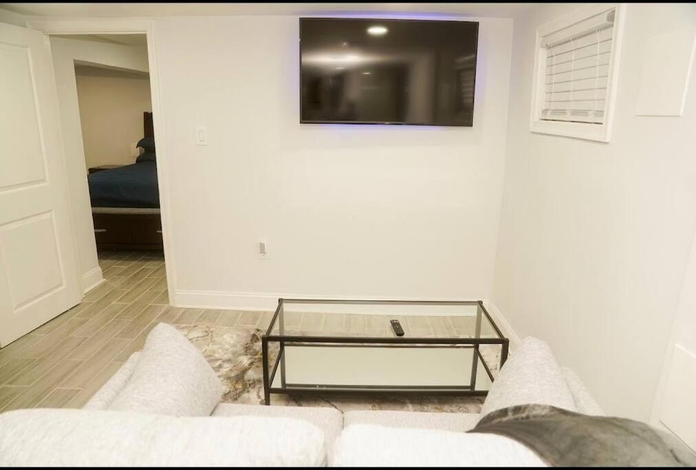 1 Bed 1 Bath Suite Washington Exterior photo